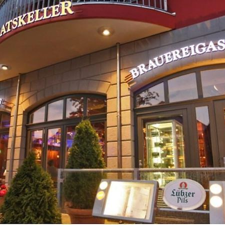Ratskeller Waren Waren (Mueritz) Exterior foto